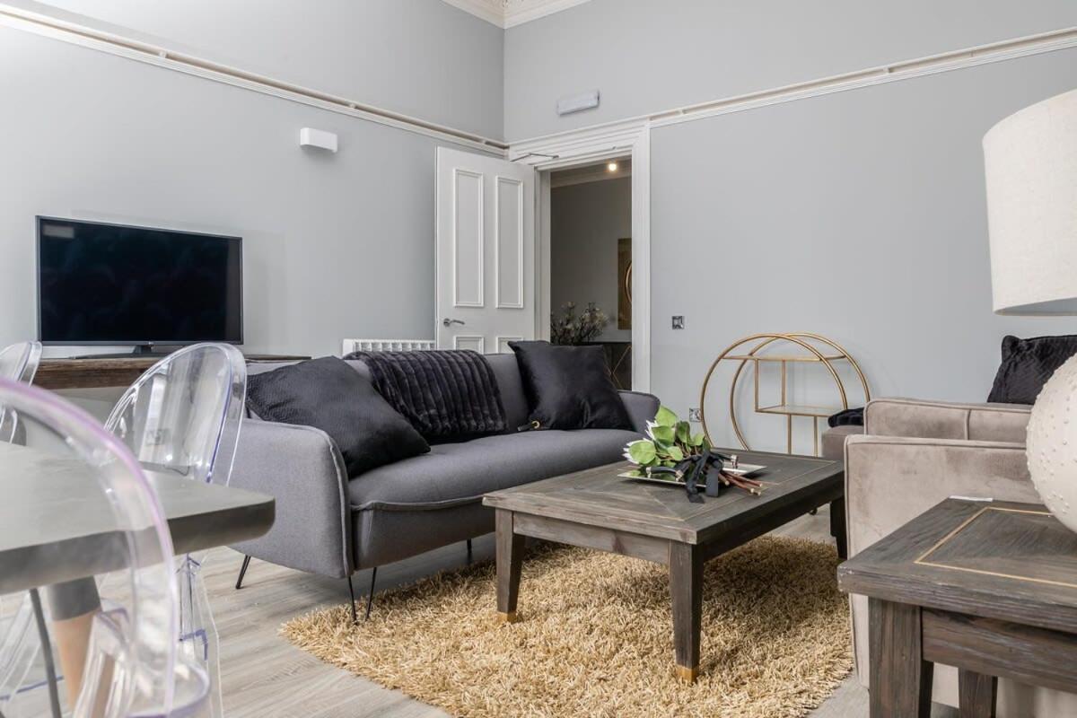 Beautiful 4 Bed Flat In Perfect Central Location Glasgow Eksteriør billede